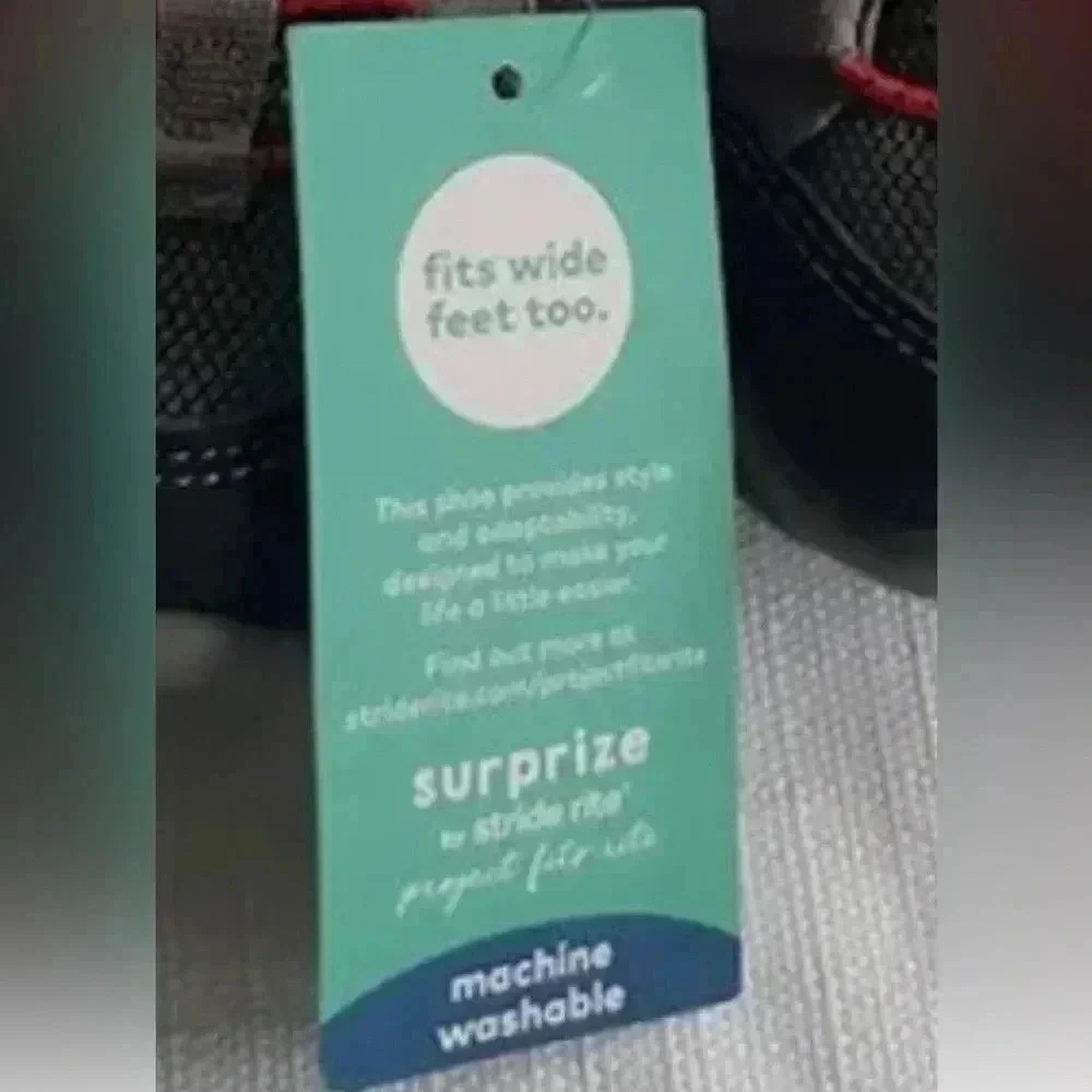 Surprize Made By STRIDE RITE